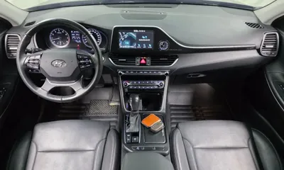 Hyundai Grandeur 2018, 142211 км, за 7548.9 USD - фото 7