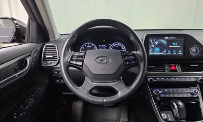 Hyundai Grandeur 2018, 142211 км, за 7548.9 USD - фото 13