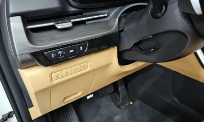 Kia Canival 2023, 37755 км, за 20087.1 USD - фото 20