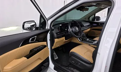 Kia Canival 2021, 50223 км, за 18063.58 USD - фото 10