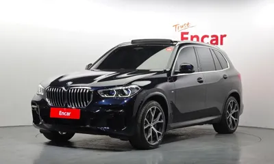 BMW X5 · 2022 год