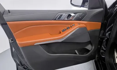 BMW X5 2022, 66303 км, за 44886.85 USD - фото 24