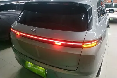Li Auto L7 2023, 63600 км, за 28868 USD