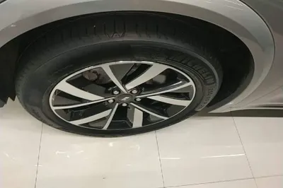 Li Auto L7 2023, 63600 км, за 28868 USD - фото 10