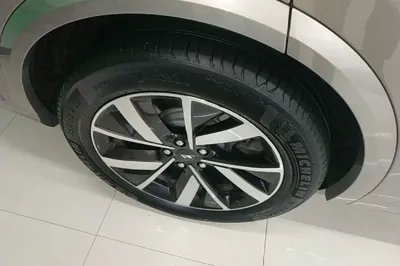 Li Auto L7 2023, 63600 км, за 28868 USD - фото 11