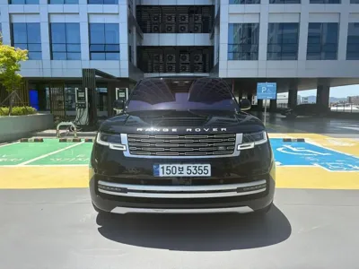 Land Rover Range Rover · 2023 год