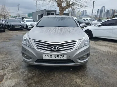 Hyundai Grandeur 2011, 161170 км, за 2842.41 USD