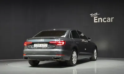 Audi A4 2019, 61315 км, за 13071.46 USD