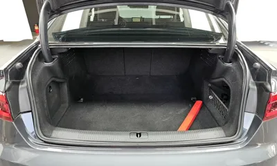 Audi A4 2019, 61315 км, за 13071.46 USD - фото 20