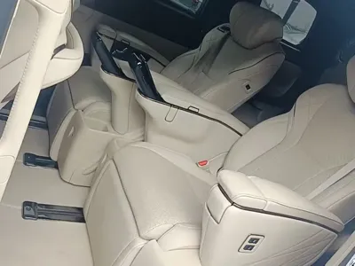 Toyota Alphard 2024, 31000 км, за 126567.24 USD