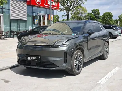 Lynk & Co 08 EM-P · 2025 год