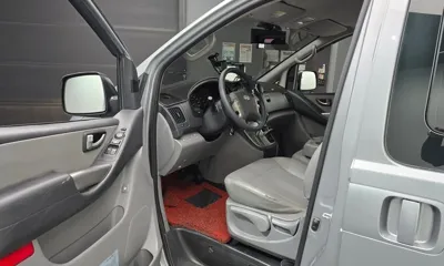 Hyundai Starex 2016, 117977 км, за 7351.98 USD - фото 10