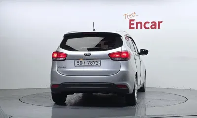 Kia Carens 2014, 229259 км, за 3282.13 USD