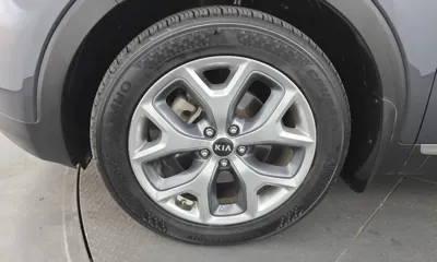 Kia Sorento 2016, 174467 км, за 5783.25 USD