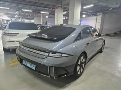 Hyundai Ioniq6 2023, 185855 км, за 14620.03 USD