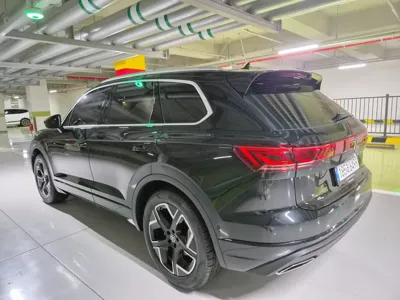 Volkswagen Touareg 2026, 13 км, за 69077.26 USD