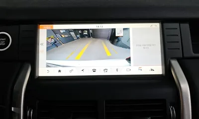 Land Rover Discovery Sport 2017, 78029 км, за 10307.23 USD - фото 15