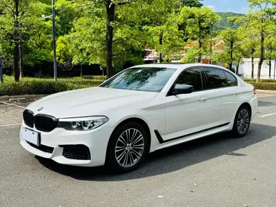 BMW 5 Series 2020, 79000 км, за 22101.38 USD