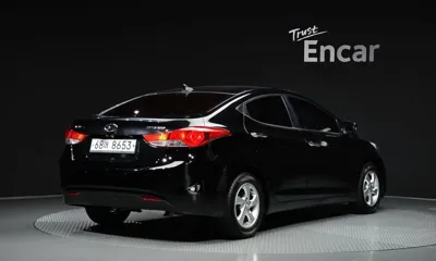 Hyundai Avante 2012, 107384 км, за 2276.87 USD