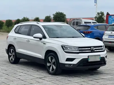 Volkswagen Tharu 2023, 35000 км, за 17492.91 USD