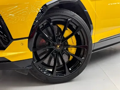Lamborghini Urus 2023, 12000 км, за 425525.24 USD - фото 8