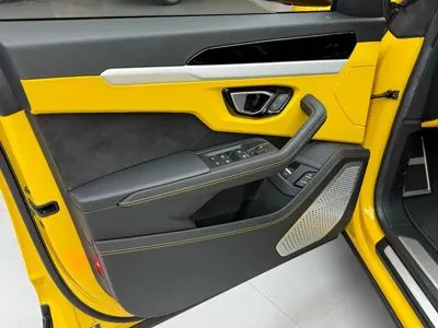 Lamborghini Urus 2023, 12000 км, за 425525.24 USD - фото 21