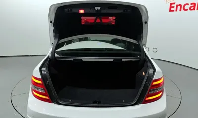 Mercedes-Benz C-Class 2014, 109975 км, за 6240.14 USD - фото 20
