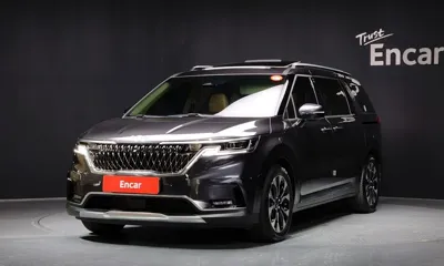 Kia Canival · 2023 год