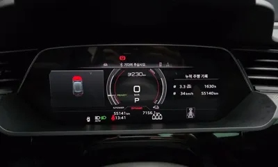 Audi e-tron 2022, 55141 км, за 42570.1 USD - фото 8