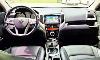 KG_Mobility_Ssangyong TIBOLI 2015, 88482 км, за 4594.98 USD