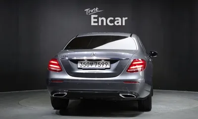 Mercedes-Benz E-Class 2020, 31555 км, за 15827.8 USD