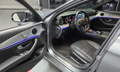 Mercedes-Benz E-Class 2020, 31555 км, за 15827.8 USD - фото 11