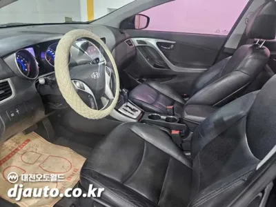 Hyundai Avante 2012, 181591 км, за 1837.99 USD - фото 9