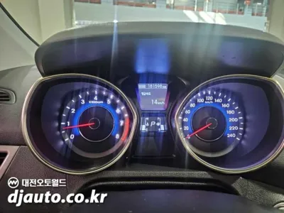 Hyundai Avante 2012, 181591 км, за 1837.99 USD - фото 13