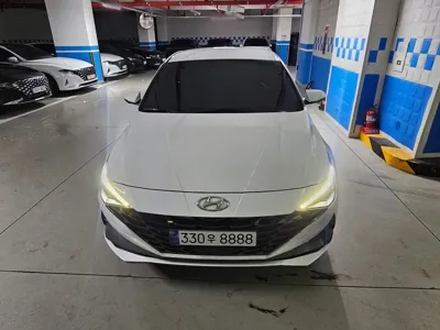 Hyundai Avante 2023, 94000 км, за 10416.94 USD