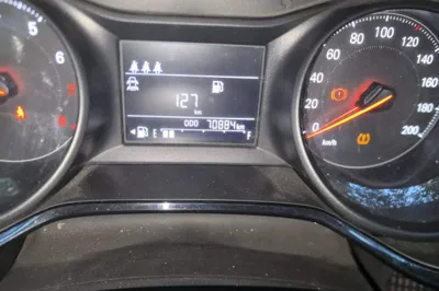 Chevrolet Cavalier 2020, 70800 км, за 3909 USD - фото 12