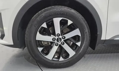 Kia Sorento 2021, 78677 км, за 15526.92 USD