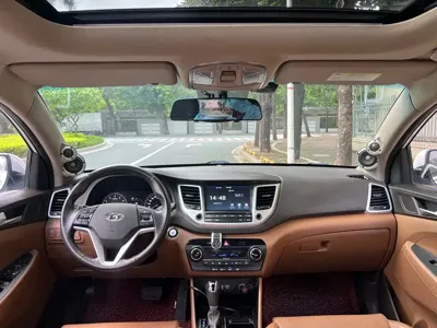 Hyundai Tucson 2016, 96600 км, за 4714.96 USD