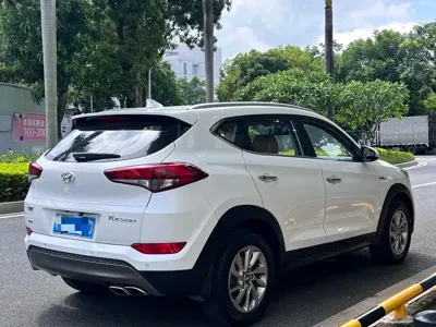 Hyundai Tucson 2016, 96600 км, за 4707.29 USD - фото 11