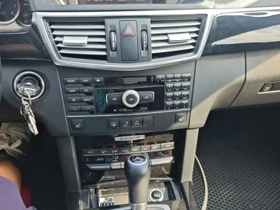 Mercedes-Benz E-Class 2011, 156000 км, за 4243.47 USD - фото 10