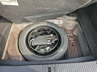 Mercedes-Benz E-Class 2011, 156000 км, за 4243.47 USD - фото 21