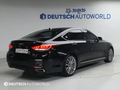 Hyundai Genesis 2016, 269715 км, за 5529.54 USD