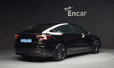 Tesla Model 3 2024, 11092 км, за 31993.68 USD