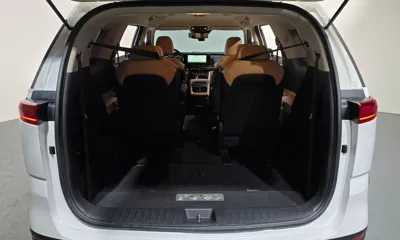 Kia Canival 2023, 53052 км, за 16848.36 USD - фото 20