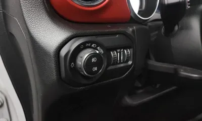 Jeep Wrangler 2022, 54559 км, за 29531.71 USD - фото 18