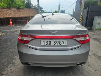 Hyundai Grandeur 2011, 92150 км, за 3187.62 USD