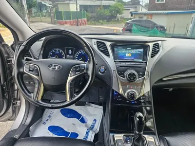 Hyundai Grandeur 2011, 92150 км, за 3187.62 USD - фото 7
