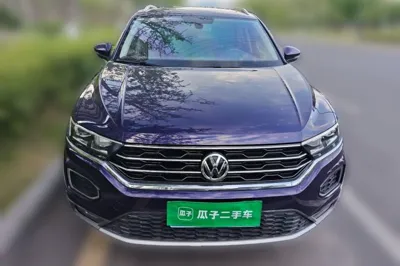 Volkswagen T-Roc 2020, 44400 км, за 8883 USD