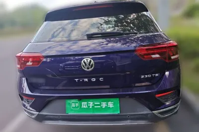 Volkswagen T-Roc 2020, 44400 км, за 8883 USD