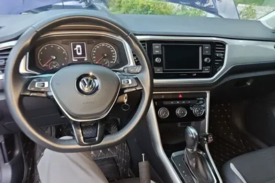 Volkswagen T-Roc 2020, 44400 км, за 8883 USD - фото 9